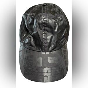 NWOT UGG Nylon Snapback Baseball Cap Black Unisex